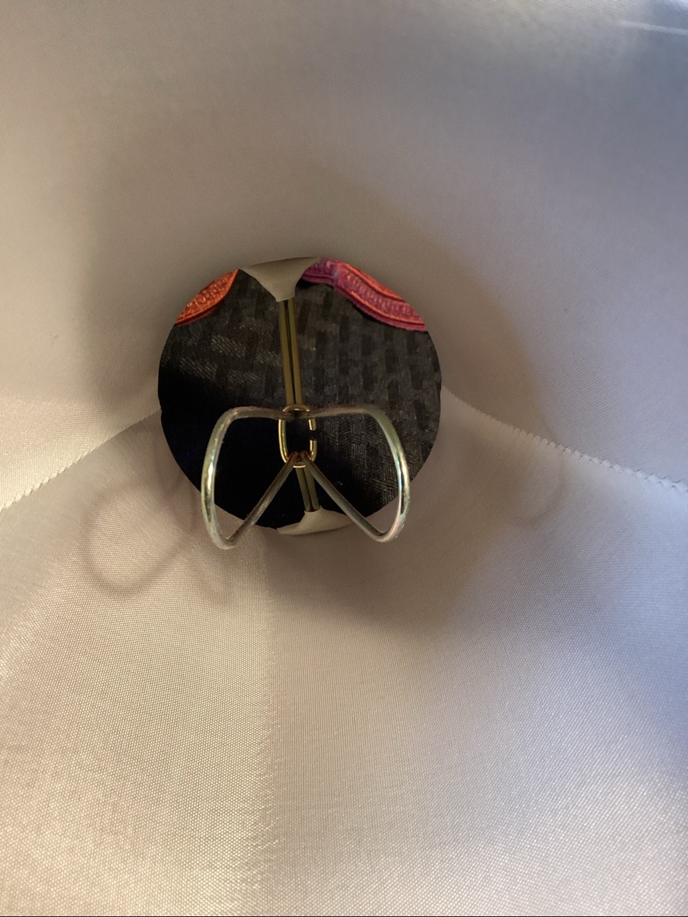 10 Styled Crimson Mini- lampshades.  Clip--on fittings. Silk finish - Picture 3 of 4